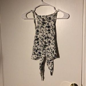 American Eagle Floral tie back tank
